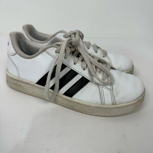 Adidas white & black low top court sneakers